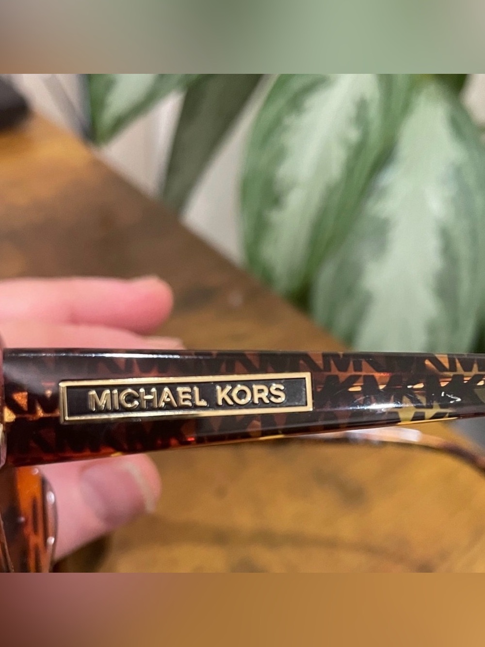 Michael Kors Manhasset MK2140 Sunglasses Tortoise MK Logo Print - Picture 6 of 9